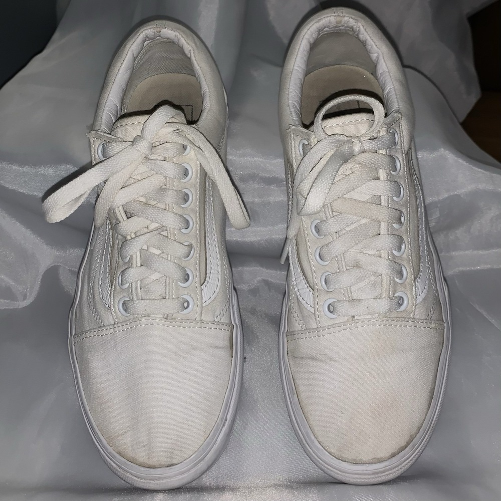 VANS White Sneakers‎ Shoes Women's 8.5 Men's 7